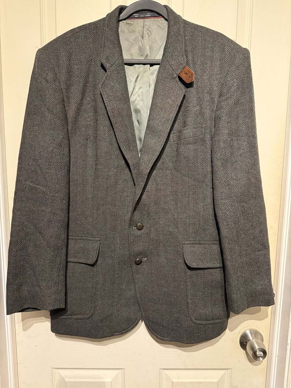 Yorkshire & Hill Tweed Sport Coat Size 42 Long Gray Herringbone Wool Blazer